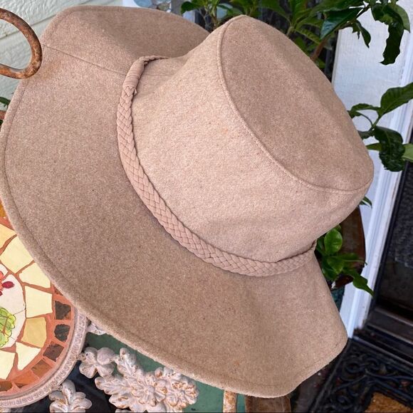 ?ASN Harper soft felt floppy hat in tan NWT! Adjustable size. Great for travel. main image 5